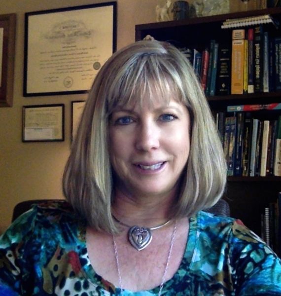 profile photo for Dr. Lynda Harkins