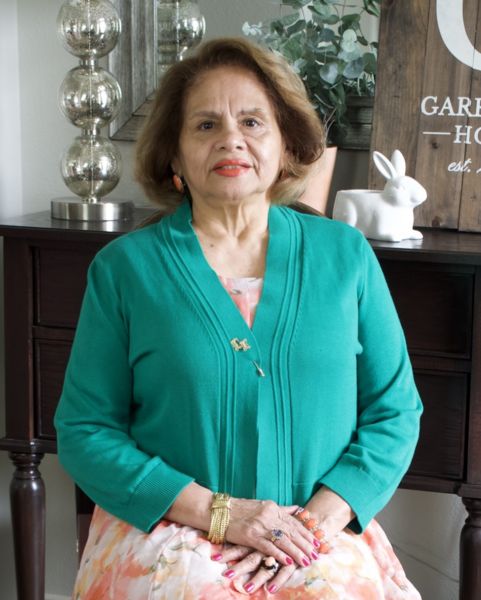 profile photo for Dr. Lupita Limage Montesinos