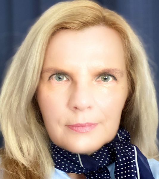 profile photo for Dr. Ivilina T Popova